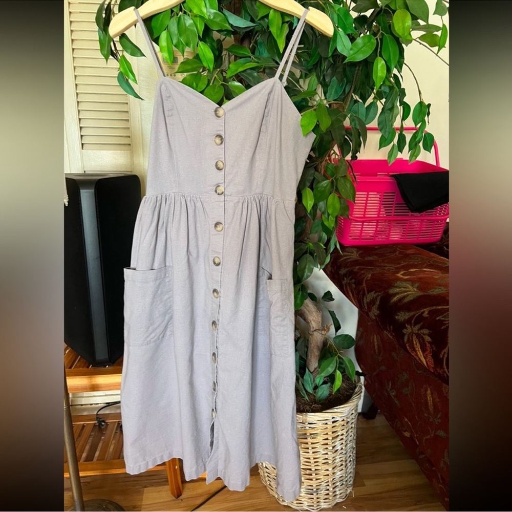 Wishlist Gray Buttoned Midi Sundress